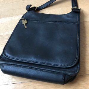 🎉HP🎉 Fossil black crossbody bag